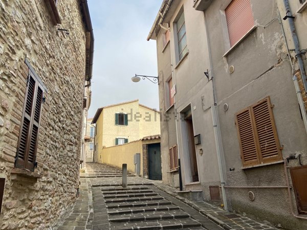 casa indipendente in vendita a Gualdo Tadino
