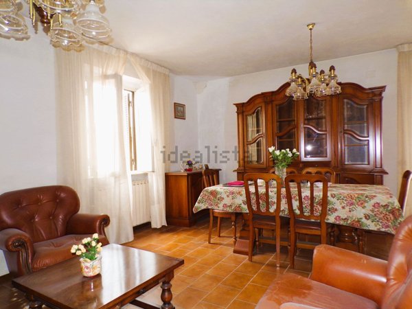 appartamento in vendita a Gualdo Tadino in zona Pieve di Compresseto