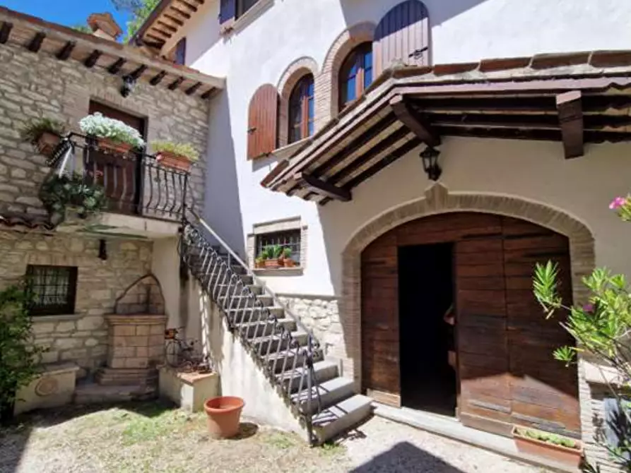 casa indipendente in vendita a Gualdo Tadino