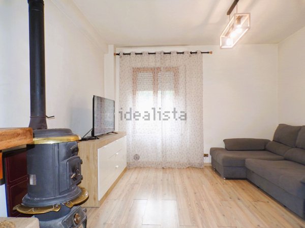 casa indipendente in vendita a Gualdo Tadino