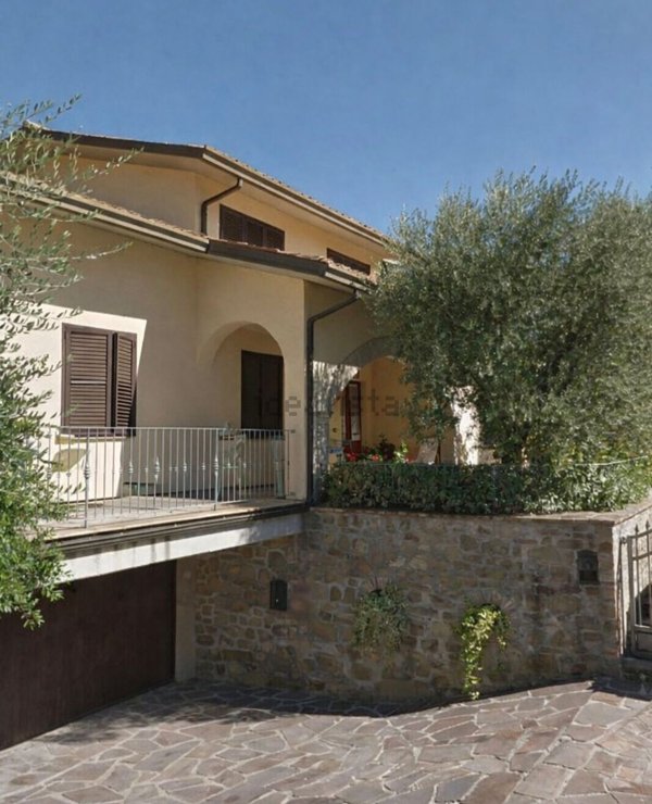 casa indipendente in vendita a Gualdo Tadino