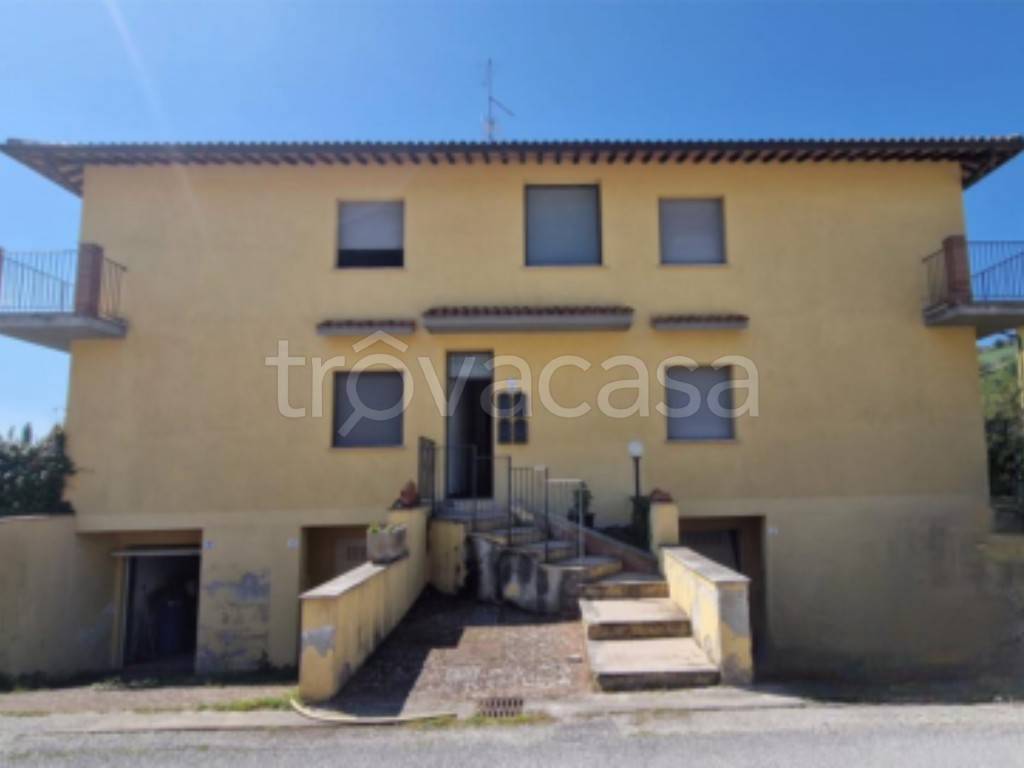 appartamento in vendita a Gualdo Tadino in zona Cerqueto