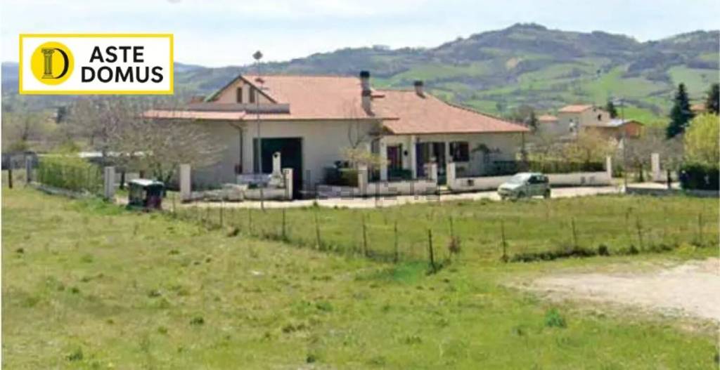 casa indipendente in vendita a Gualdo Tadino