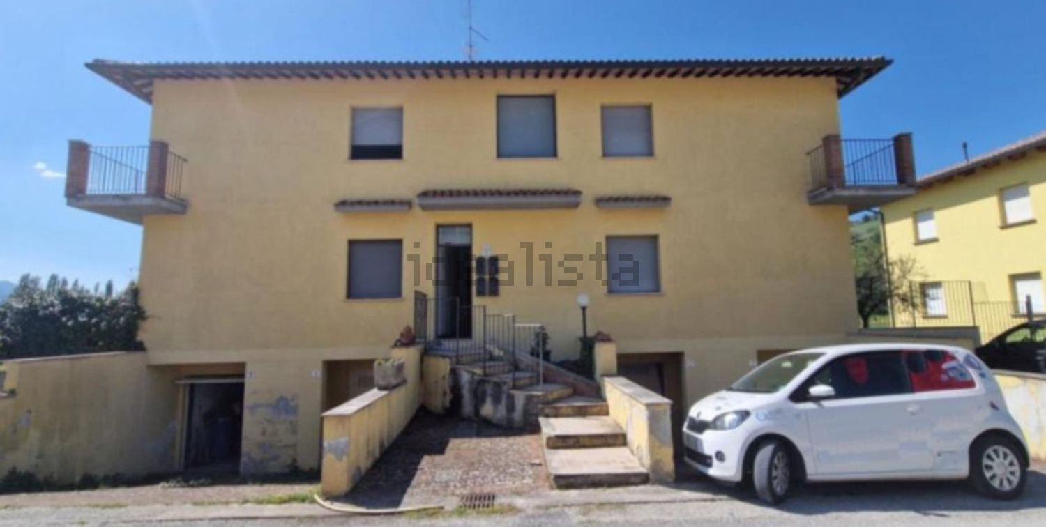 appartamento in vendita a Gualdo Tadino in zona Cerqueto