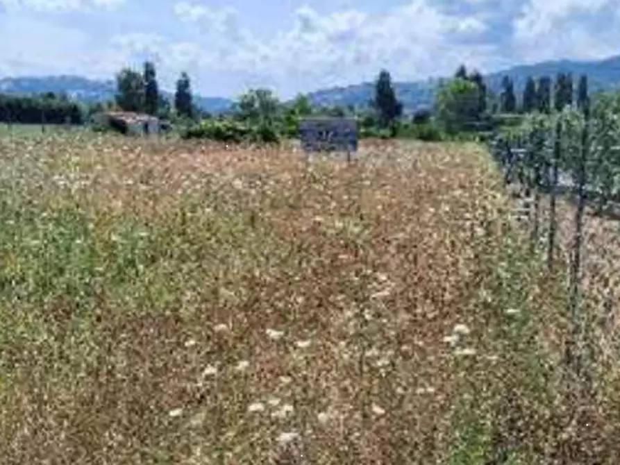 terreno edificabile in vendita a Gualdo Tadino
