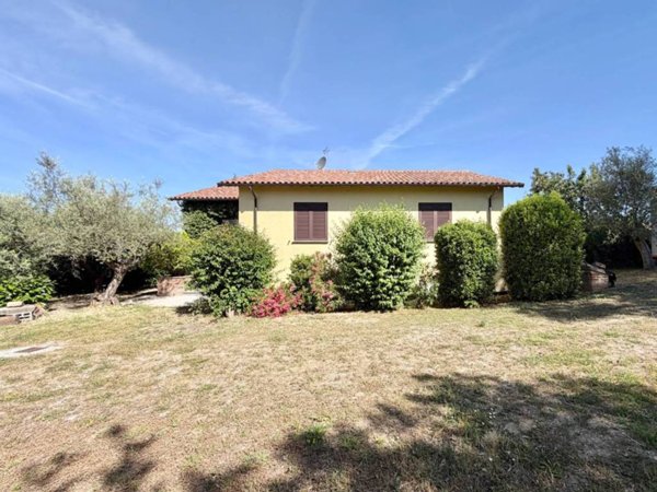 casa indipendente in vendita a Gualdo Tadino in zona Morano Osteria