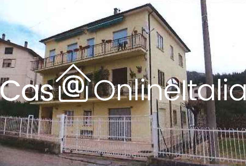 appartamento in vendita a Gualdo Tadino in zona Casale