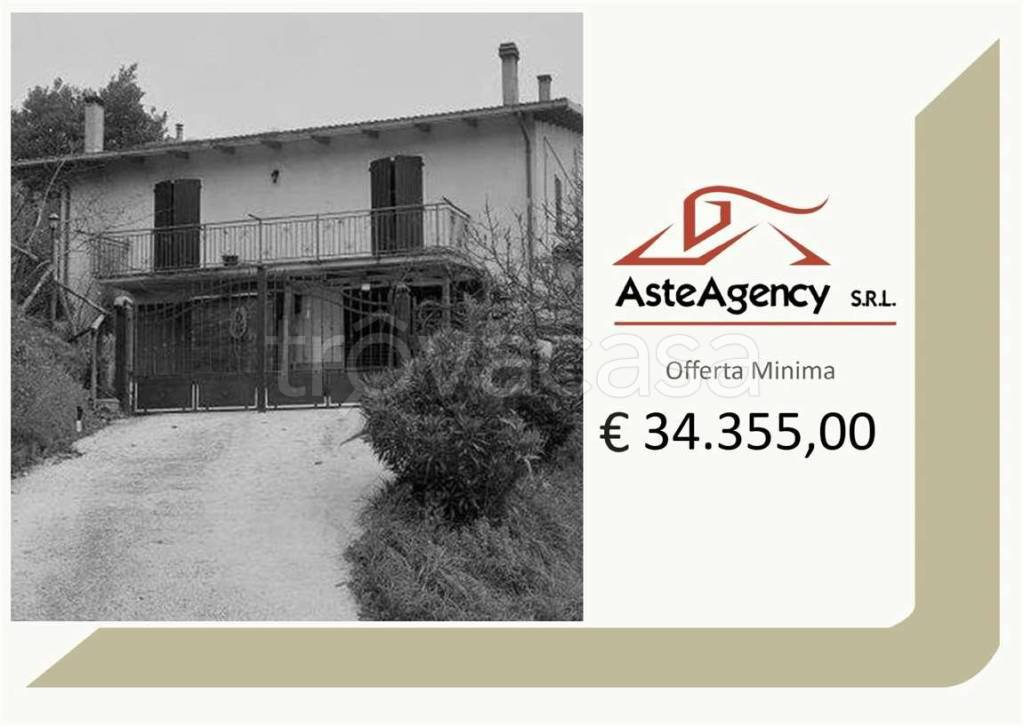 casa indipendente in vendita a Gualdo Tadino in zona Palazzo Mancinelli