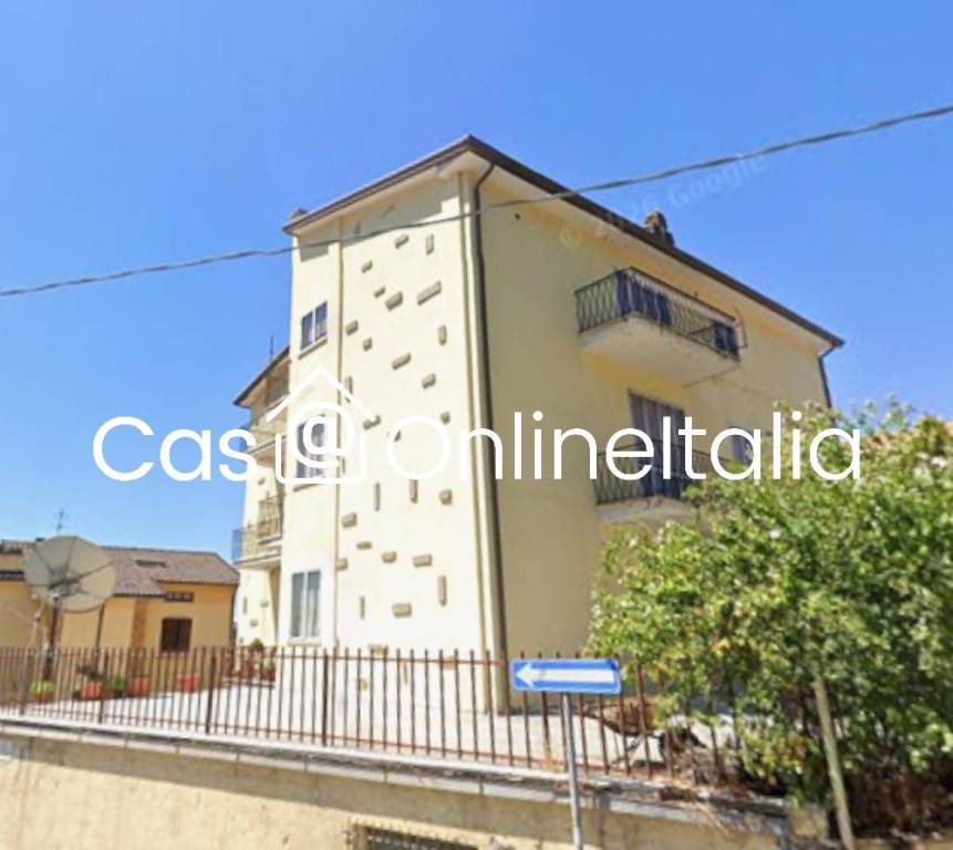 appartamento in vendita a Gualdo Tadino in zona Casale