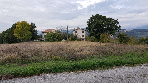 casa indipendente in vendita a Gualdo Tadino in zona Caprara