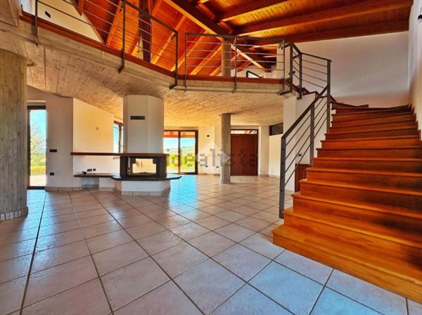 appartamento in vendita a Gualdo Tadino in zona Casale