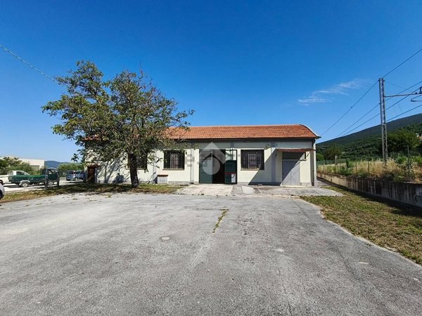 appartamento in vendita a Gualdo Tadino in zona Casale