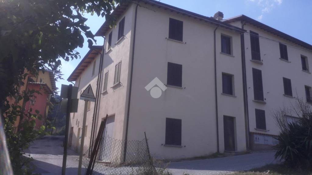 casa indipendente in vendita a Gualdo Tadino