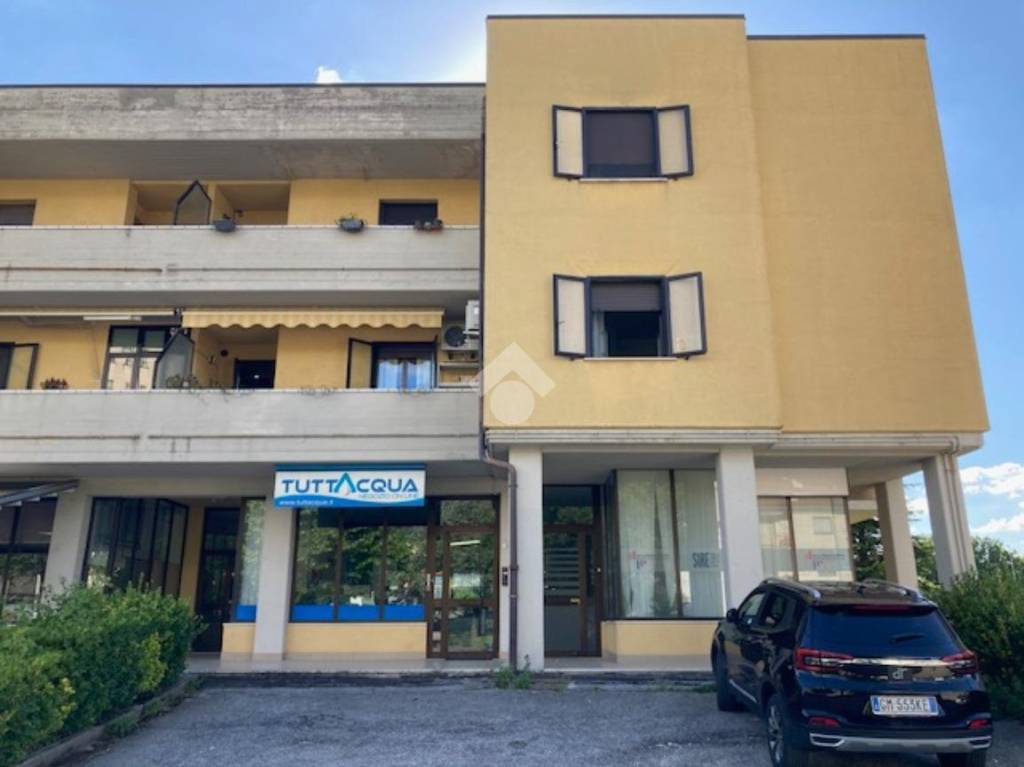 appartamento in vendita a Gualdo Tadino in zona Casale