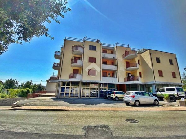 appartamento in vendita a Gualdo Tadino in zona Casale