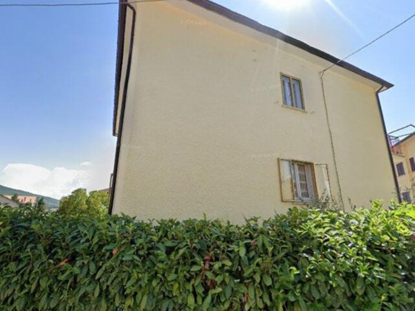 appartamento in vendita a Gualdo Tadino in zona Casale
