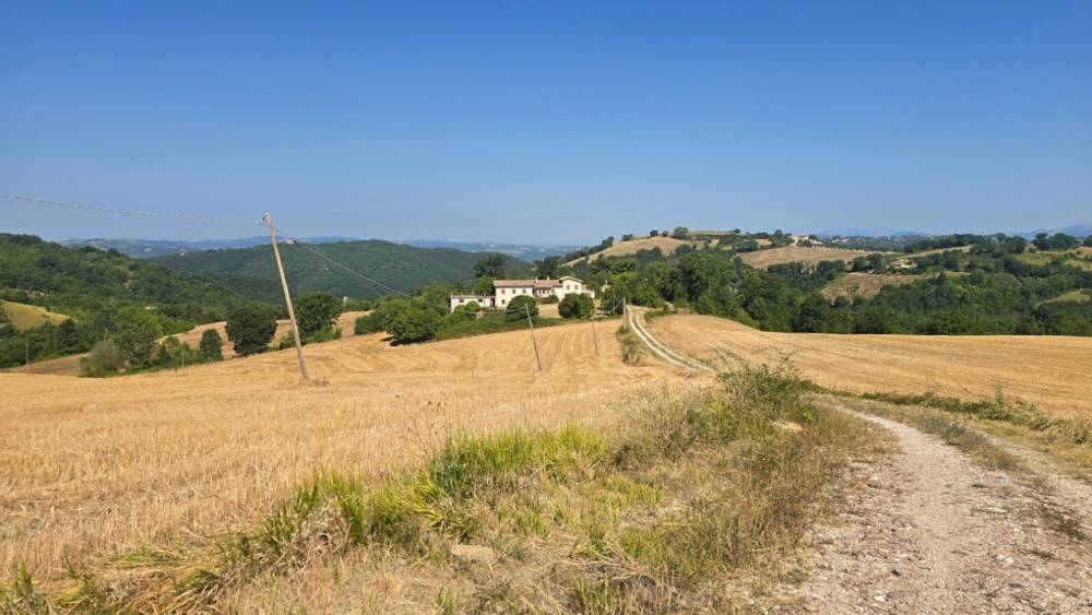 casa indipendente in vendita a Gualdo Tadino in zona Morano Osteria