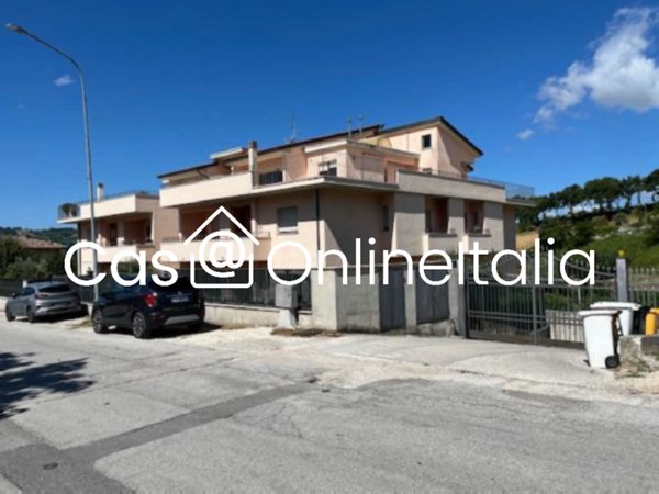 appartamento in vendita a Gualdo Tadino in zona Casale