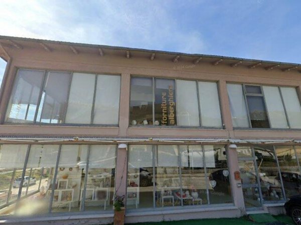 capannone in vendita a Gualdo Tadino in zona Rigali