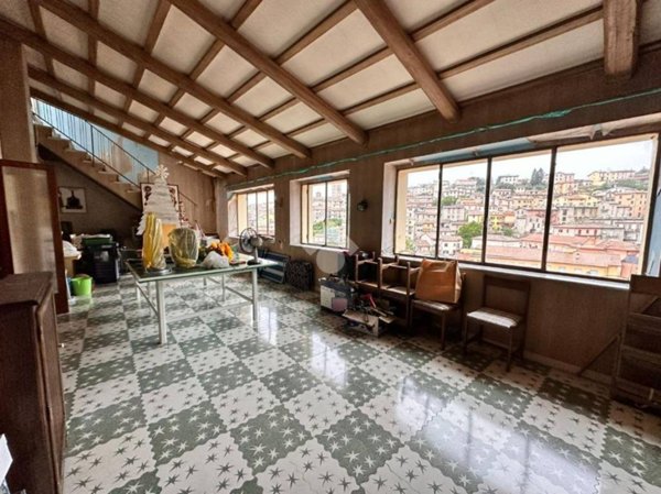 casa indipendente in vendita a Gualdo Tadino in zona Casale