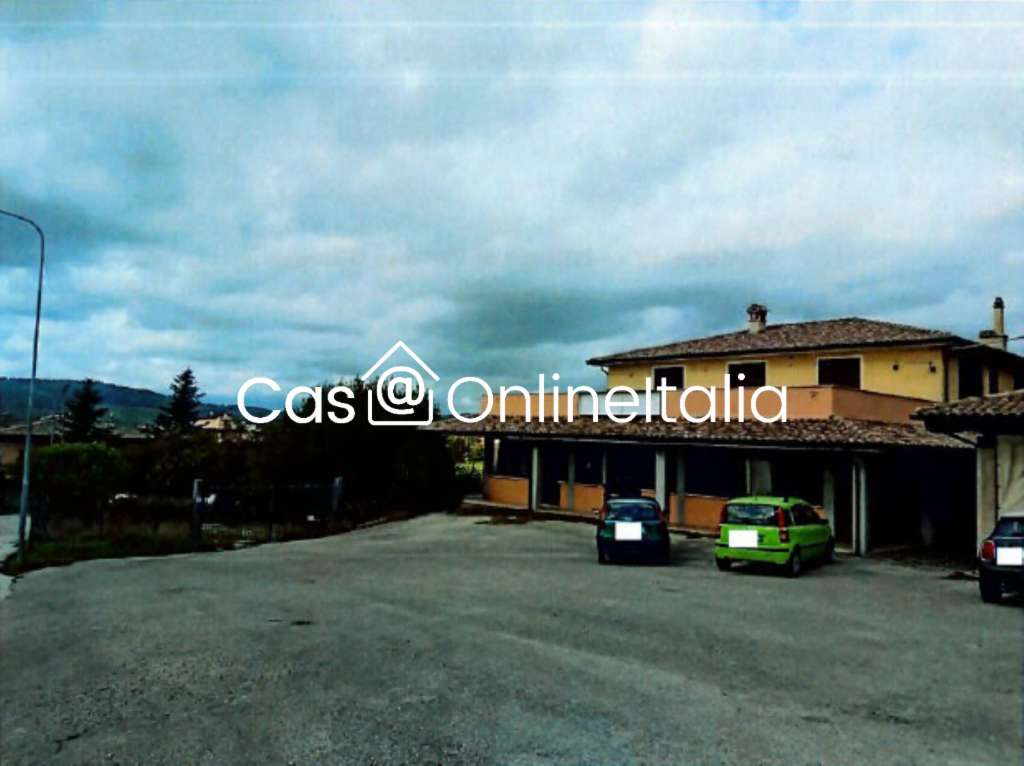 appartamento in vendita a Gualdo Tadino in zona Casale