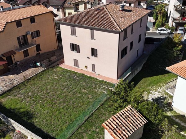 appartamento in vendita a Gualdo Tadino in zona Casale