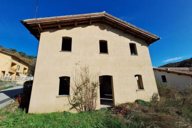 casa indipendente in vendita a Gubbio in zona Branca