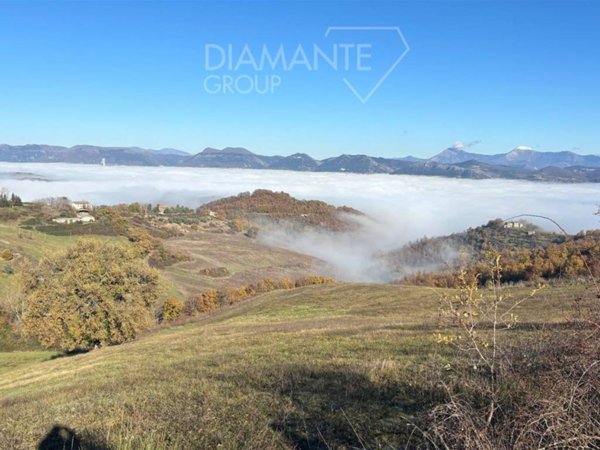 negozio in vendita a Gubbio