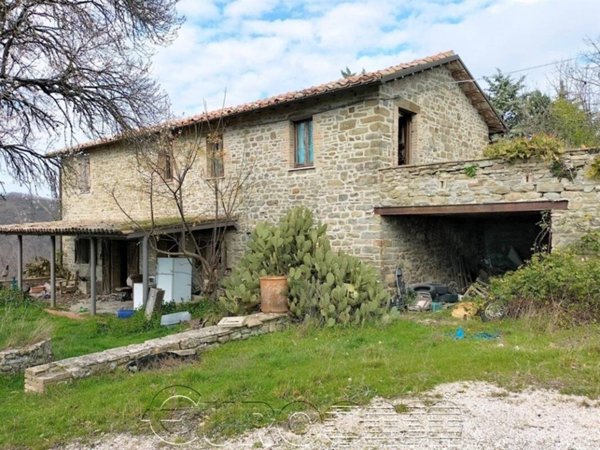 casa indipendente in vendita a Gubbio