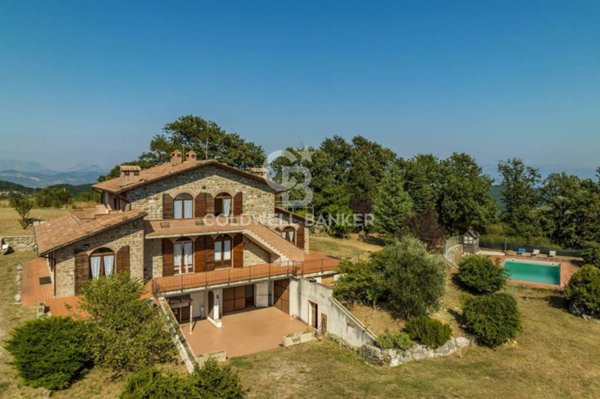 casa indipendente in vendita a Gubbio