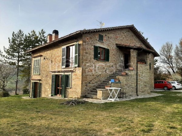 casa indipendente in vendita a Gubbio