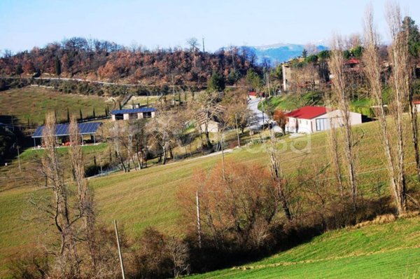 negozio in vendita a Gubbio