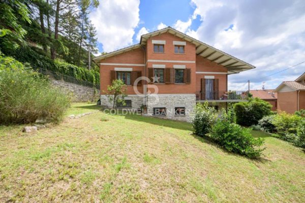 casa indipendente in vendita a Gubbio