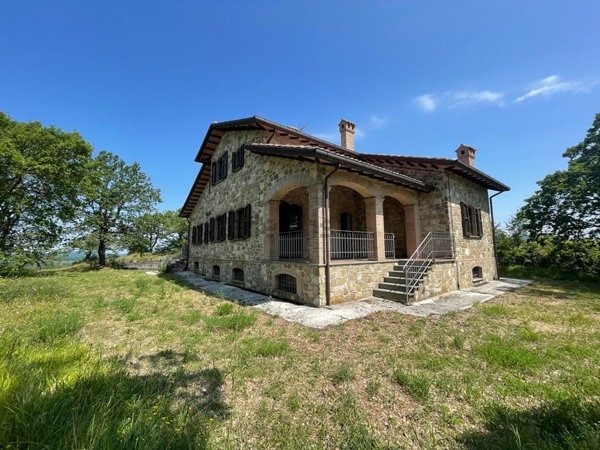 casa indipendente in vendita a Gubbio