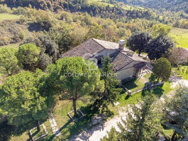 casa indipendente in vendita a Gubbio