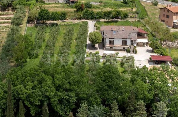 casa indipendente in vendita a Gubbio