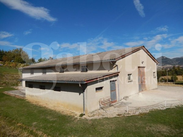 casa indipendente in vendita a Gubbio