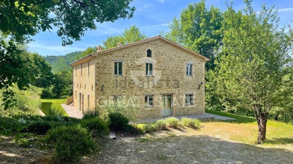 casa indipendente in vendita a Gubbio