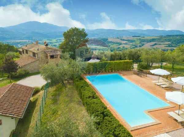 casa indipendente in vendita a Gubbio