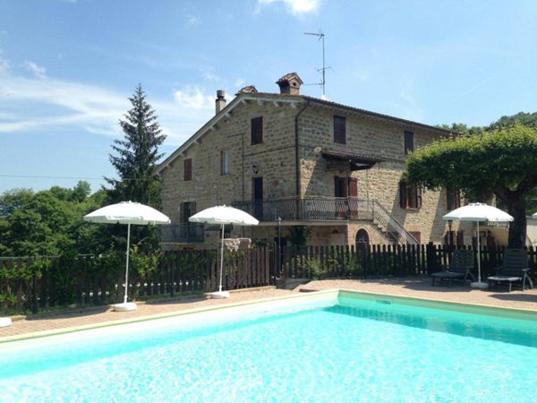intera palazzina in vendita a Gubbio