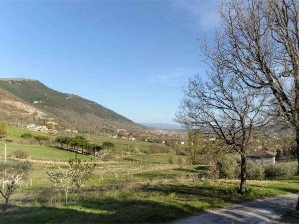 terreno agricolo in vendita a Gubbio in zona Loreto