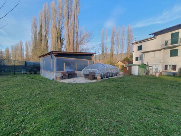 casa indipendente in vendita a Gubbio in zona Mocaiana