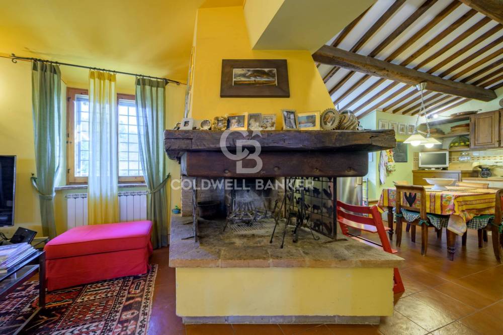 casa indipendente in vendita a Gubbio in zona Belvedere