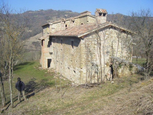 casa indipendente in vendita a Gubbio in zona Colpalombo