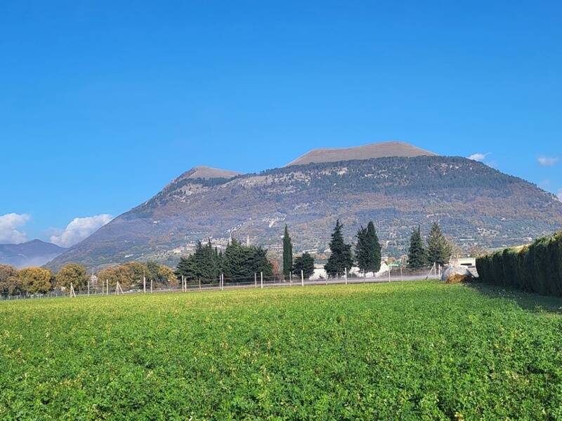 casa indipendente in vendita a Gubbio