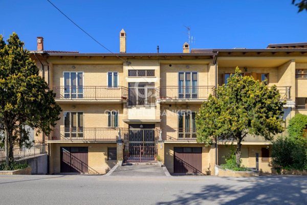 intera palazzina in vendita a Gubbio