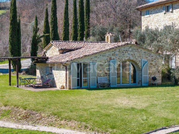 casa indipendente in vendita a Gubbio