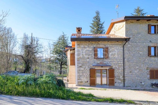 casa indipendente in vendita a Gubbio
