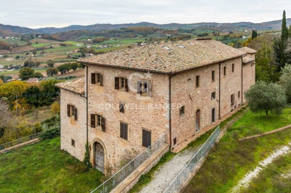 villa in vendita a Gubbio in zona Loreto