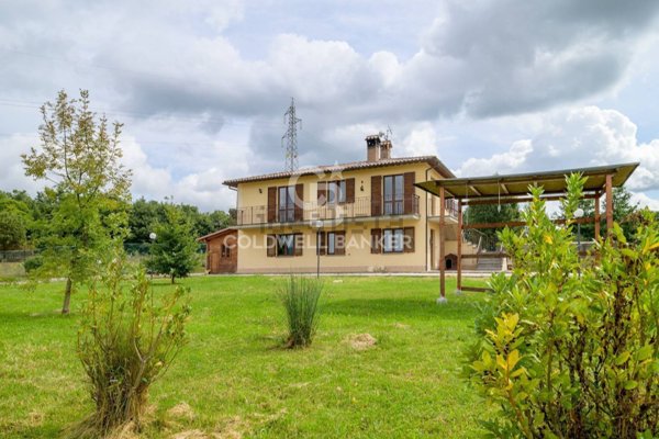 casa indipendente in vendita a Gubbio